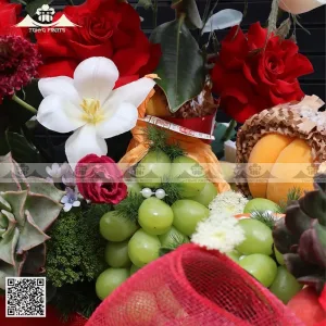 Giỏ Nho Mẫu Đơn Shine Muscat